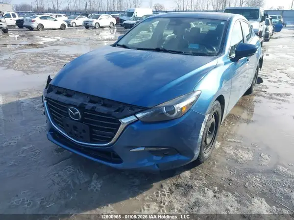 3MZBN1W30JM220025 2018 MAZDA 3 - Image 2