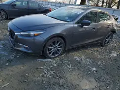 3MZBN1W30JM258290 2018 MAZDA 3