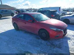 3MZBN1W31JM167562 2018 MAZDA 3
