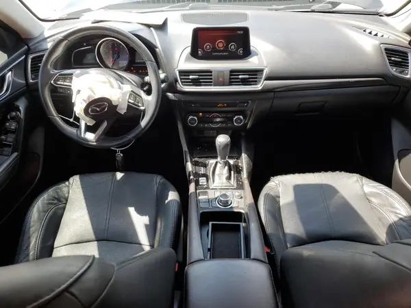 3MZBN1W31JM169957 2018 MAZDA 3 - Image 8