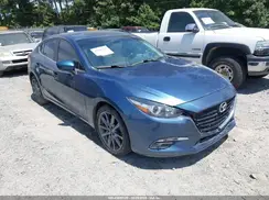 3MZBN1W31JM171272 2018 MAZDA 3