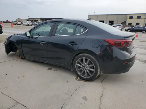 3MZBN1W31JM186208 2018 MAZDA 3 - Image 2