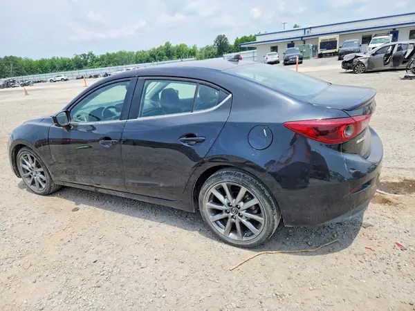 3MZBN1W31JM210653 2018 MAZDA 3 - Image 2