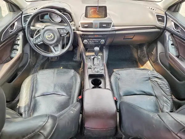 3MZBN1W31JM210653 2018 MAZDA 3 - Image 8