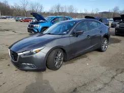 3MZBN1W31JM214203 2018 MAZDA 3