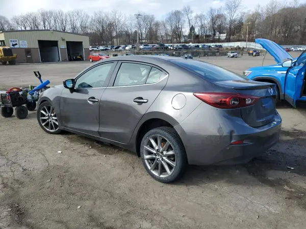 3MZBN1W31JM214203 2018 MAZDA 3 - Image 2