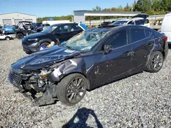3MZBN1W31JM227002 2018 MAZDA 3