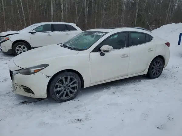 3MZBN1W31JM257598 2018 MAZDA 3 - Image 1