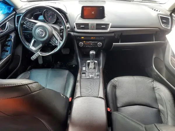 3MZBN1W31JM273154 2018 MAZDA 3 - Image 8