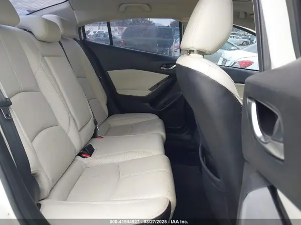 3MZBN1W32HM137772 2017 MAZDA 3 - Image 8