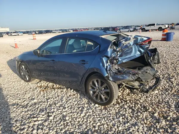 3MZBN1W32JM164055 2018 MAZDA 3 - Image 2