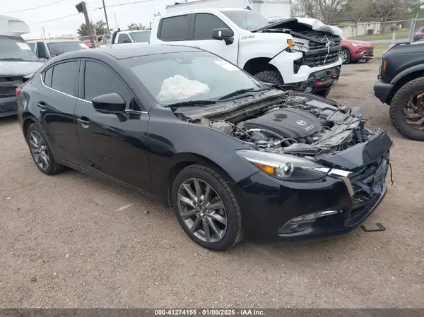 3MZBN1W32JM165822 2018 MAZDA 3 - Image 1