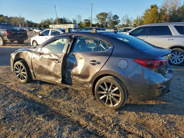 3MZBN1W32JM183639 2018 MAZDA 3 - Image 2