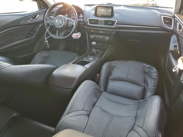 3MZBN1W32JM183639 2018 MAZDA 3 - Image 8