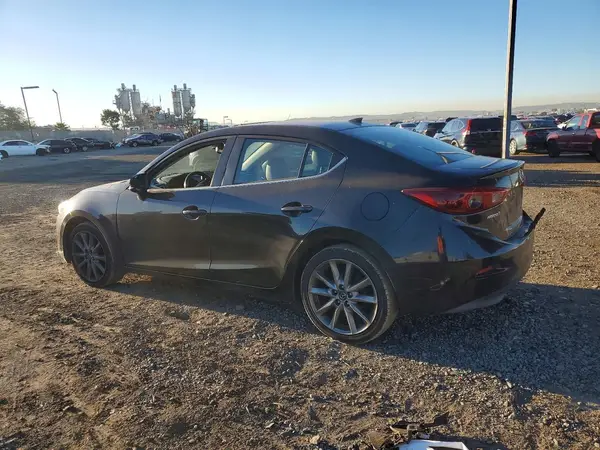 3MZBN1W32JM210984 2018 MAZDA 3 - Image 2