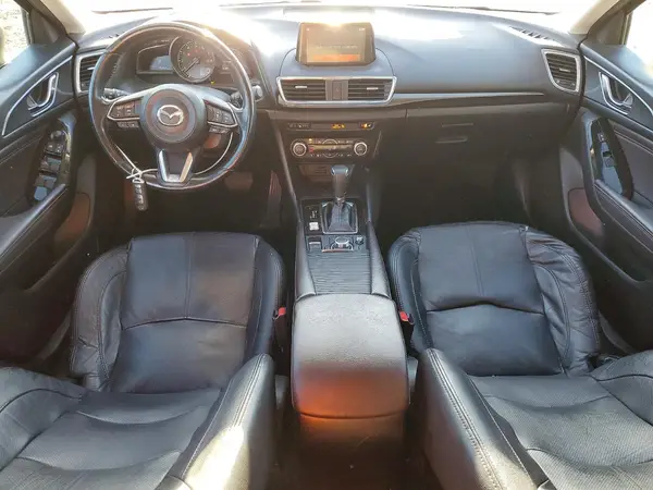 3MZBN1W32JM210984 2018 MAZDA 3 - Image 8