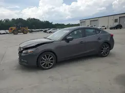 3MZBN1W32JM255066 2018 MAZDA 3