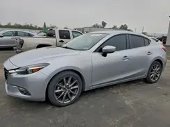 3MZBN1W32JM257688 2018 MAZDA 3
