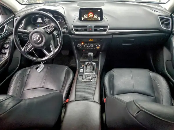 3MZBN1W32JM257688 2018 MAZDA 3 - Image 8