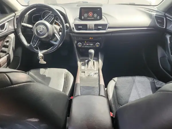 3MZBN1W33JM159902 2018 MAZDA 3 - Image 8