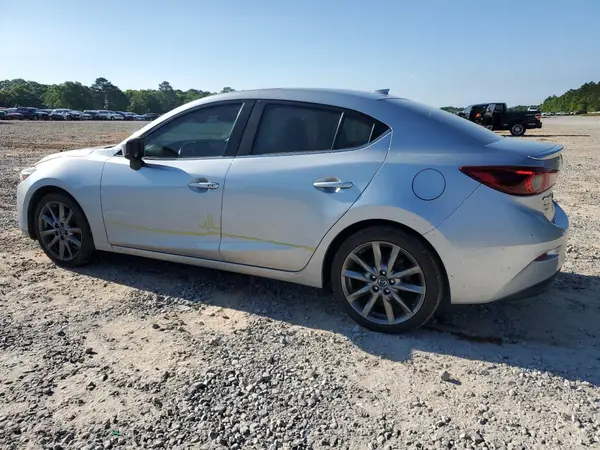 3MZBN1W33JM161729 2018 MAZDA 3 - Image 2
