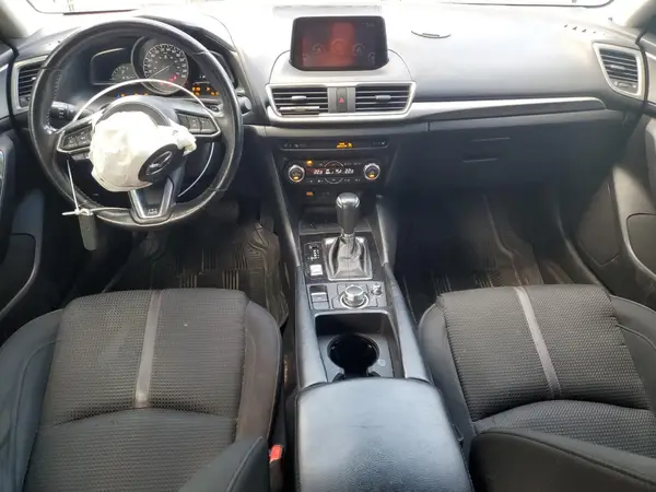 3MZBN1W33JM170740 2018 MAZDA 3 - Image 8