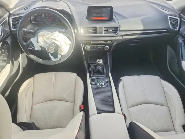 3MZBN1W33JM177557 2018 MAZDA 3 - Image 8