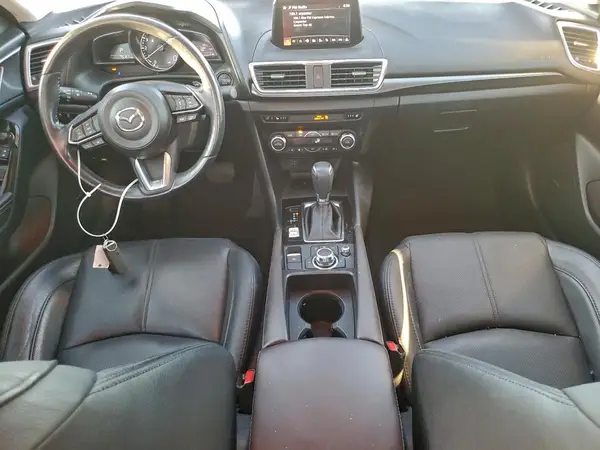 3MZBN1W33JM179924 2018 MAZDA 3 - Image 8