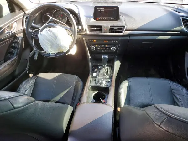 3MZBN1W33JM185254 2018 MAZDA 3 - Image 8