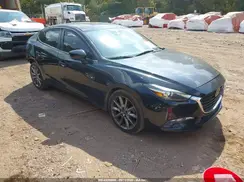 3MZBN1W33JM186212 2018 MAZDA 3