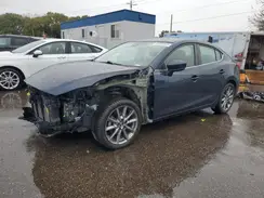 3MZBN1W33JM250152 2018 MAZDA 3