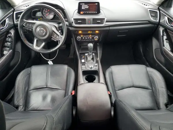 3MZBN1W33JM250152 2018 MAZDA 3 - Image 8