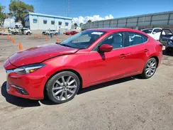 3MZBN1W33JM255822 2018 MAZDA 3