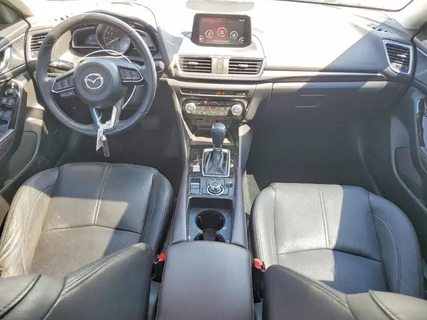3MZBN1W33JM264925 2018 MAZDA 3 - Image 8