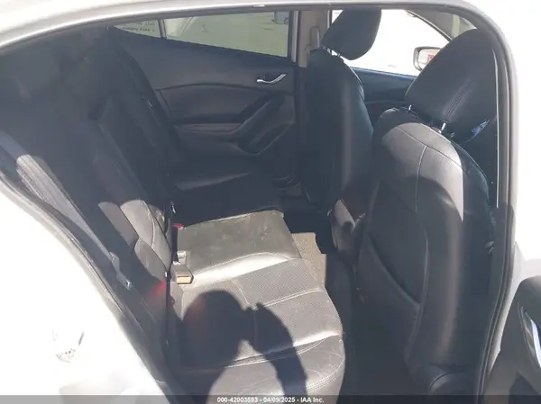 3MZBN1W34JM163313 2018 MAZDA 3 - Image 8
