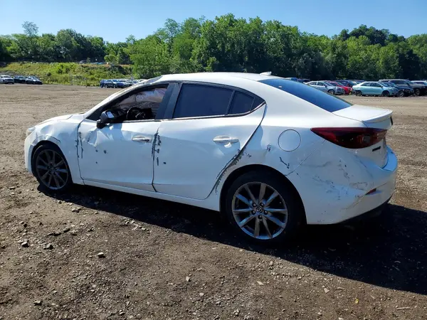 3MZBN1W34JM164655 2018 MAZDA 3 - Image 2