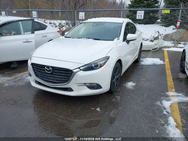 3MZBN1W34JM167278 2018 MAZDA 3 - Image 2