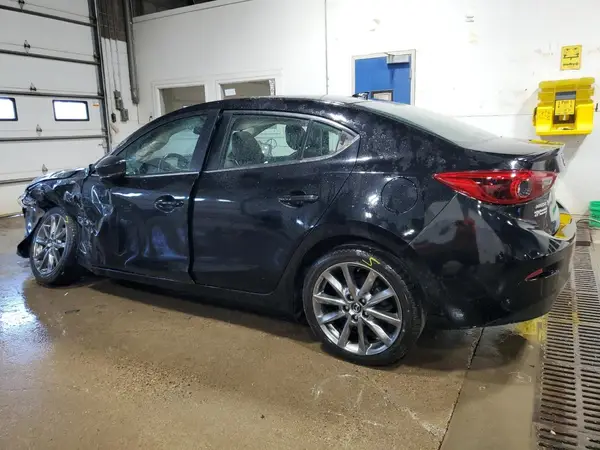 3MZBN1W34JM174747 2018 MAZDA 3 - Image 2