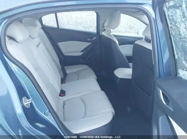 3MZBN1W34JM192844 2018 MAZDA 3 - Image 8