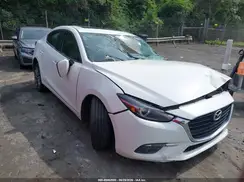 3MZBN1W34JM204636 2018 MAZDA 3