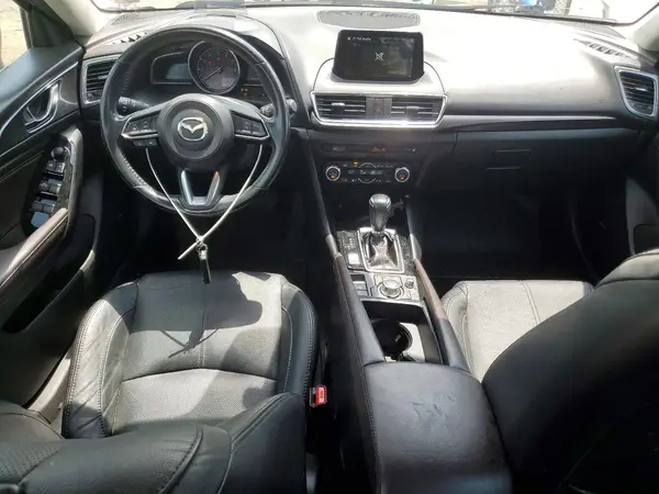 3MZBN1W34JM251326 2018 MAZDA 3 - Image 8