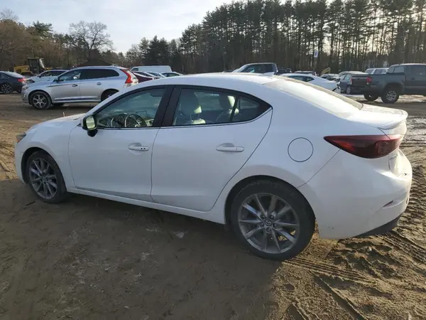 3MZBN1W34JM254419 2018 MAZDA 3 - Image 2