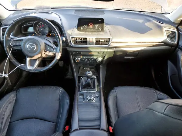 3MZBN1W35JM160310 2018 MAZDA 3 - Image 8