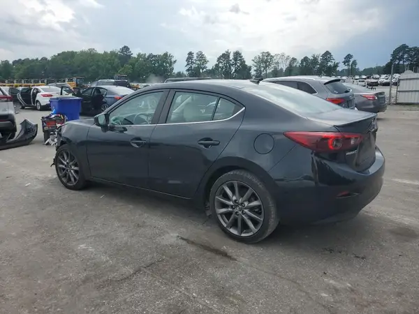 3MZBN1W35JM160811 2018 MAZDA 3 - Image 2