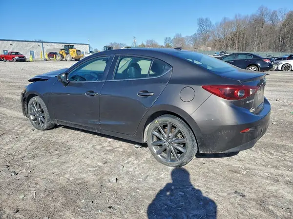 3MZBN1W35JM193856 2018 MAZDA 3 - Image 2