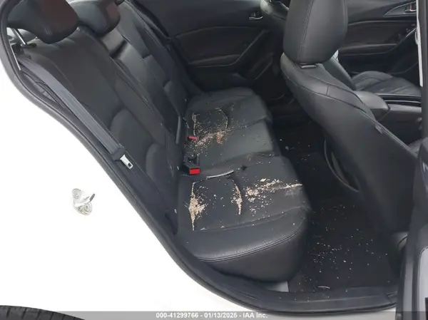 3MZBN1W35JM201728 2018 MAZDA 3 - Image 8