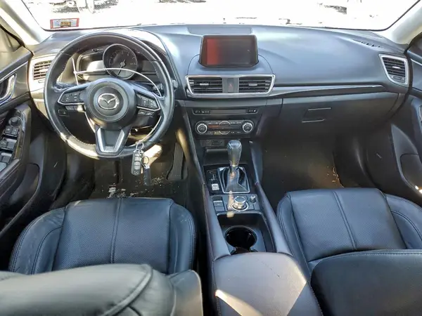 3MZBN1W35JM214320 2018 MAZDA 3 - Image 8