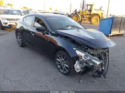 3MZBN1W35JM250170 2018 MAZDA 3