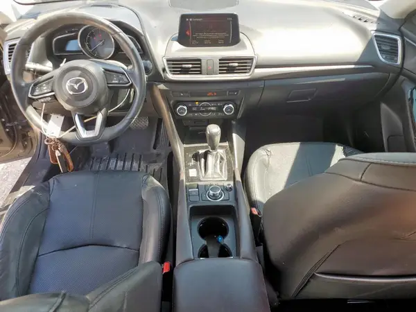 3MZBN1W36JM166584 2018 MAZDA 3 - Image 8
