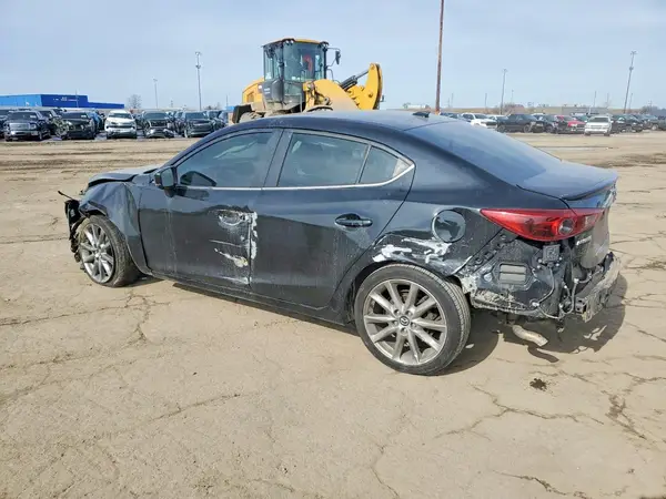 3MZBN1W36JM203181 2018 MAZDA 3 - Image 2